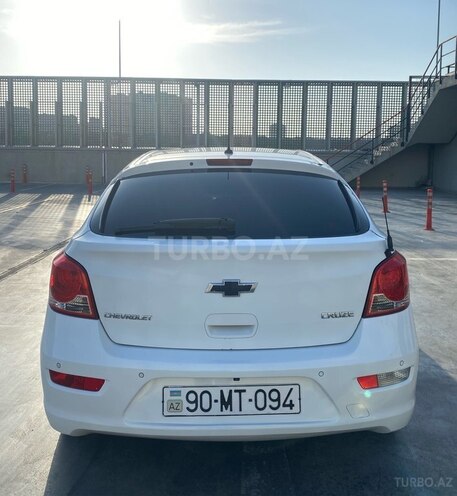 Chevrolet Cruze-6