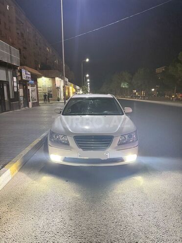 Hyundai Sonata-1
