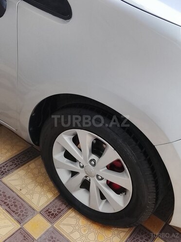 Kia Rio-7
