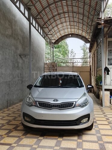 Kia Rio-2