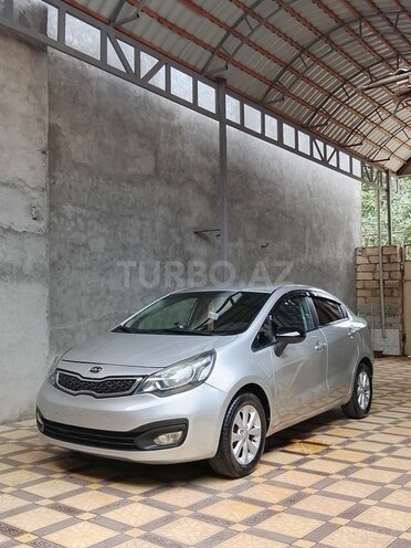 Kia Rio-1