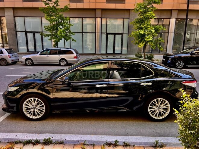 Toyota Camry-4