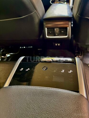 Toyota Camry-11