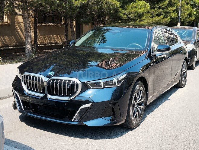 BMW i5-2