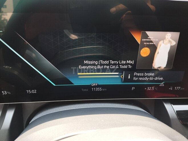 BMW i5-17