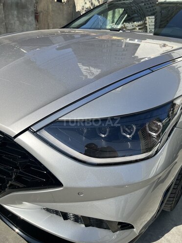 Hyundai Sonata-9