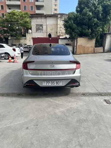 Hyundai Sonata-3