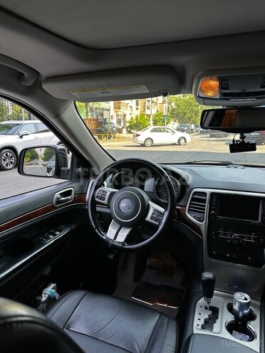 Jeep Grand Cherokee-8