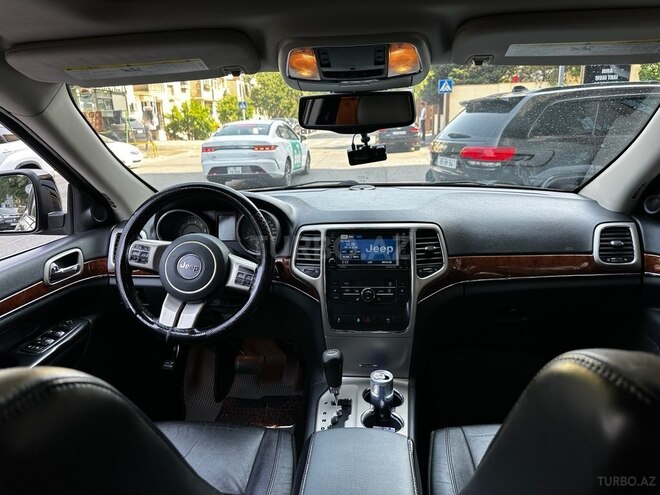 Jeep Grand Cherokee-7