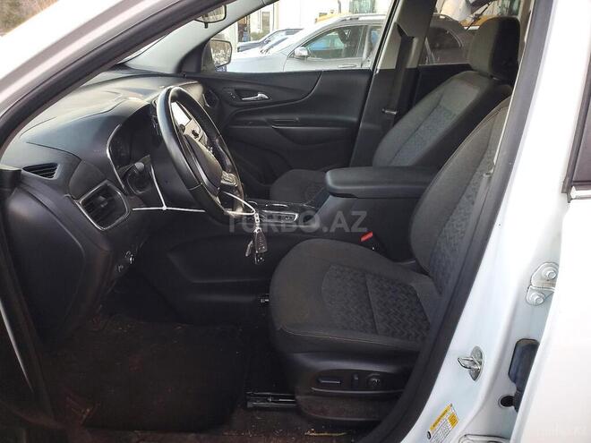 Chevrolet Equinox-7