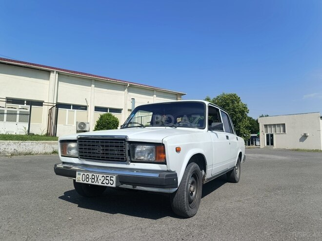 LADA (VAZ) 2107-1
