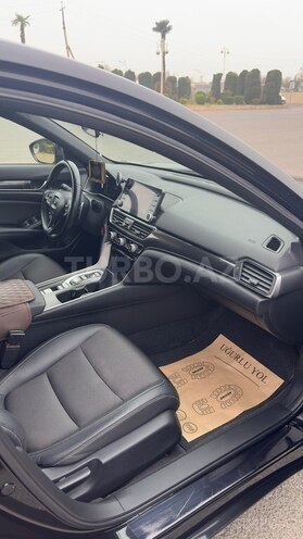 Honda Accord-9