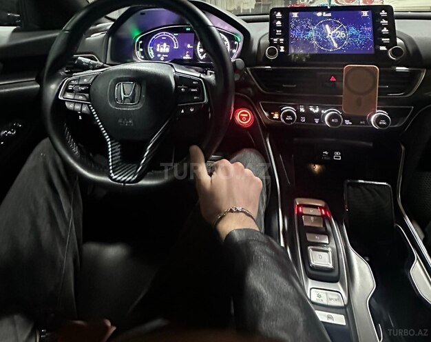 Honda Accord-11