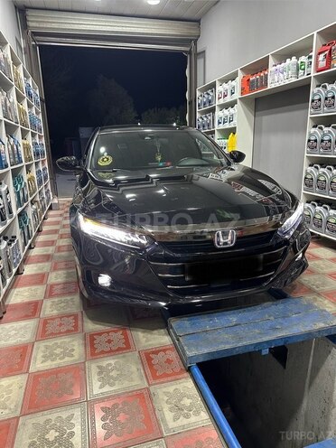 Honda Accord-13