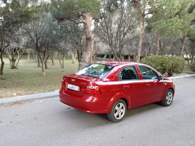 Chevrolet Aveo-5