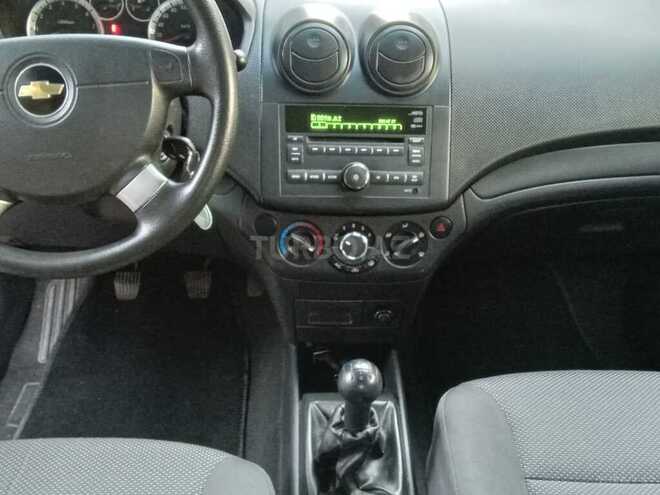 Chevrolet Aveo-7