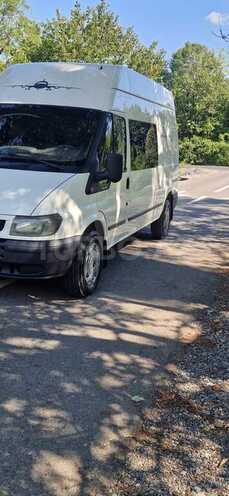 Ford Transit-7