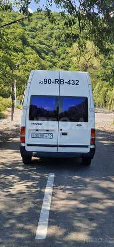 Ford Transit-5