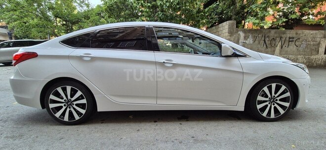 Hyundai i40-3