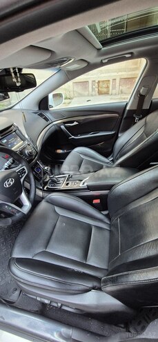 Hyundai i40-10