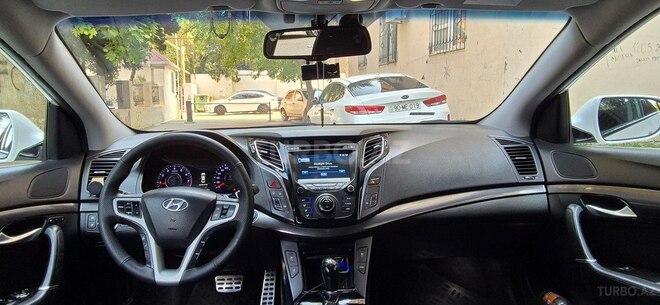 Hyundai i40-5