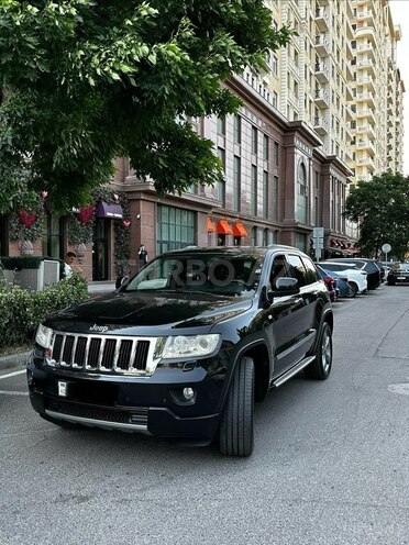Jeep Grand Cherokee-3
