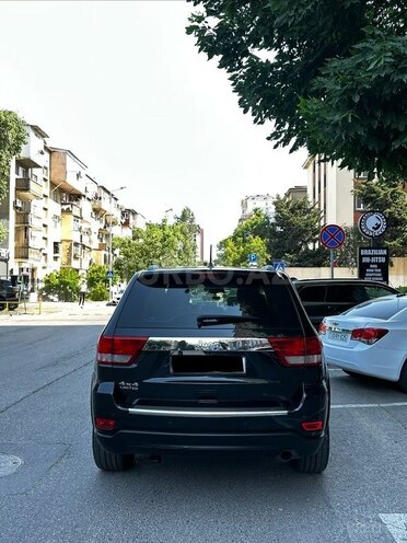 Jeep Grand Cherokee-4