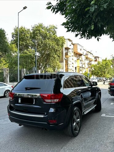 Jeep Grand Cherokee-5