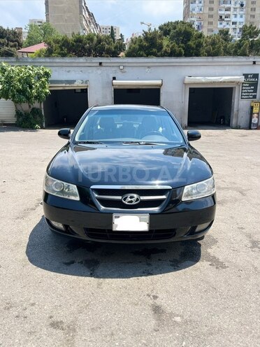 Hyundai Sonata-1