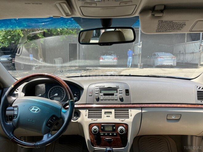 Hyundai Sonata-6