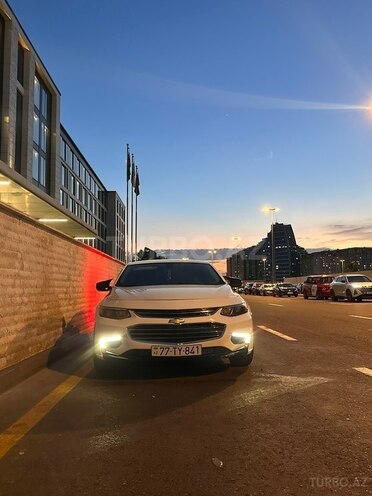 Chevrolet Malibu-3
