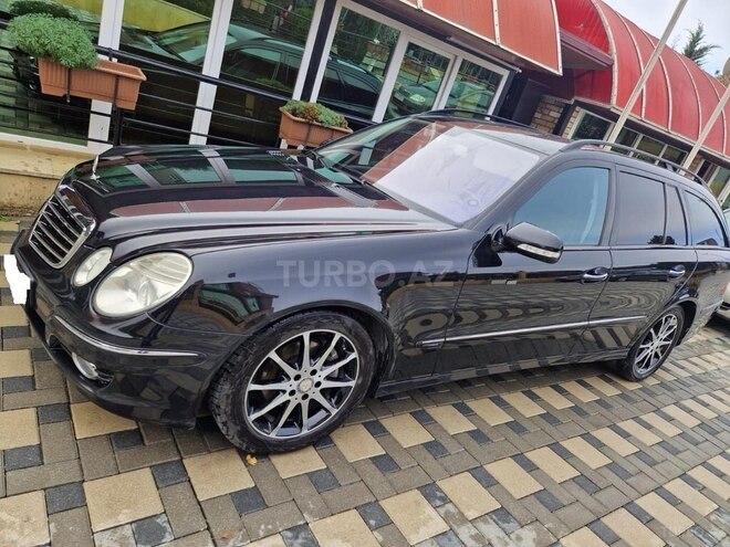 Mercedes E 220-3