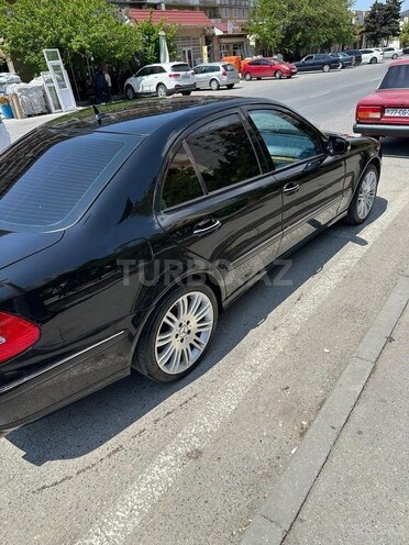 Mercedes E 280-7