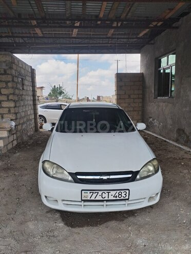 Chevrolet Lacetti-1