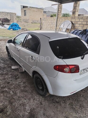 Chevrolet Lacetti-4