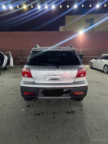 Mitsubishi Outlander-5