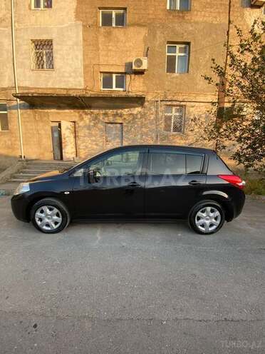 Nissan Tiida-3