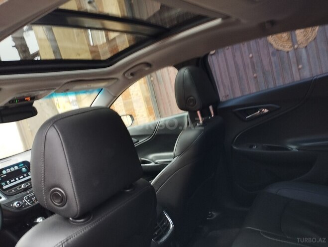 Chevrolet Malibu-9