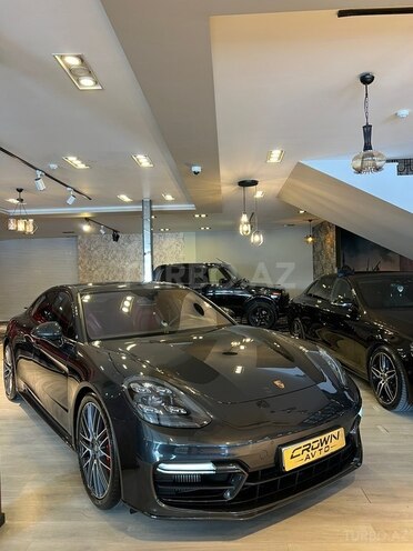 Porsche Panamera 4S-4
