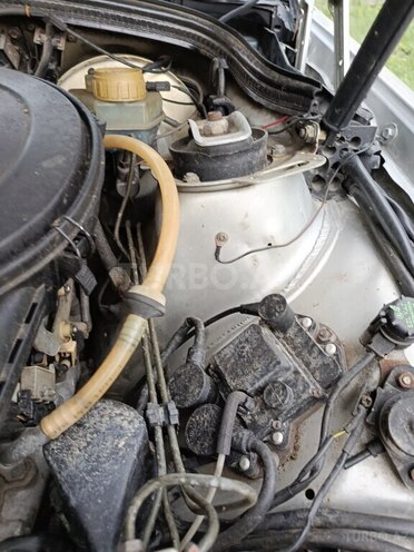 Mercedes 190-5