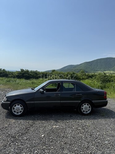 Mercedes C 180-3