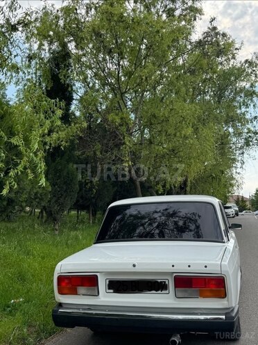 LADA (VAZ) 2107-2