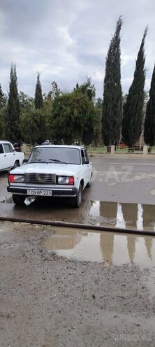 LADA (VAZ) 2107-2