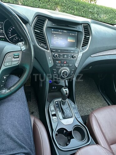 Hyundai Santa Fe-14