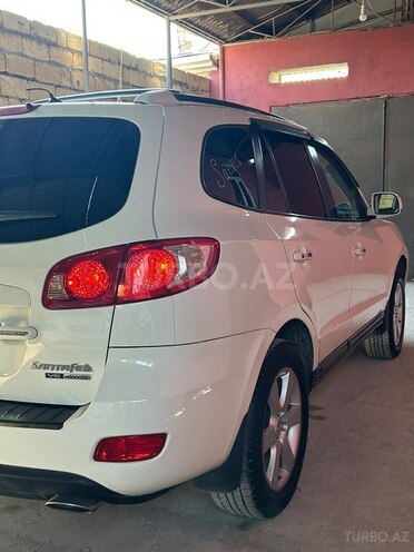 Hyundai Santa Fe-6
