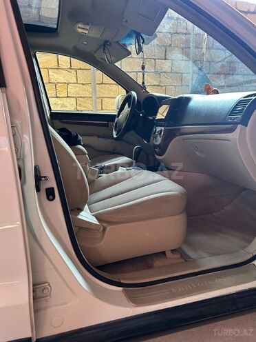 Hyundai Santa Fe-11