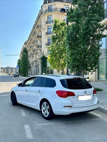 Opel Astra-4