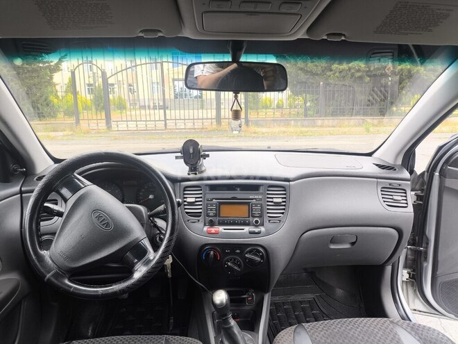 Kia Rio-2
