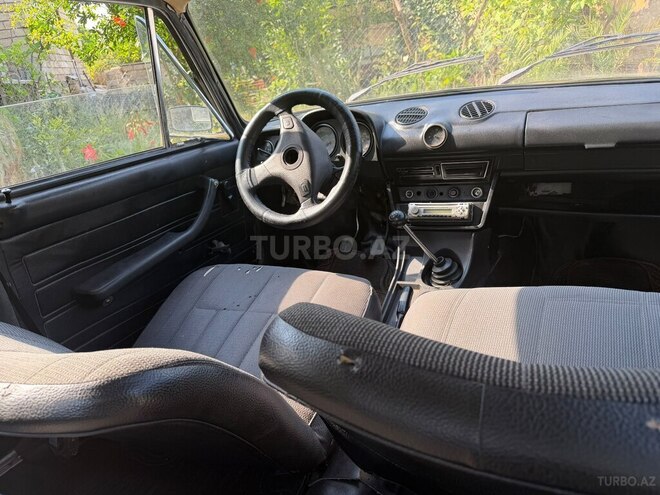 LADA (VAZ) 2106-7