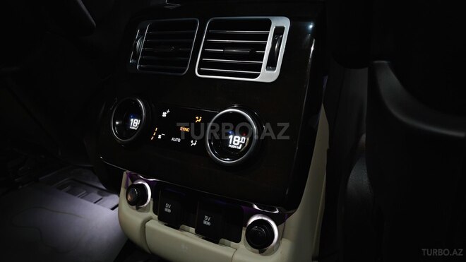Land Rover Range Rover-16